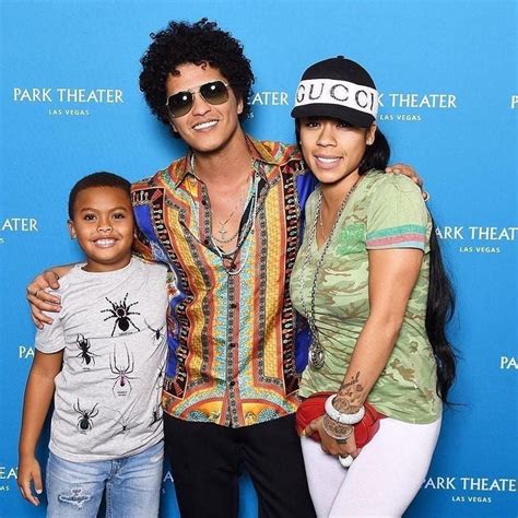 bruno mars wife and kids.